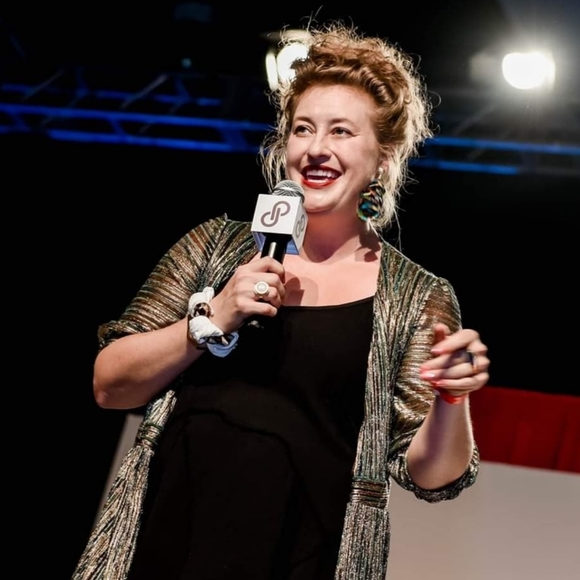 Meet Your Posher, Tiara! - Picture 4 of 8